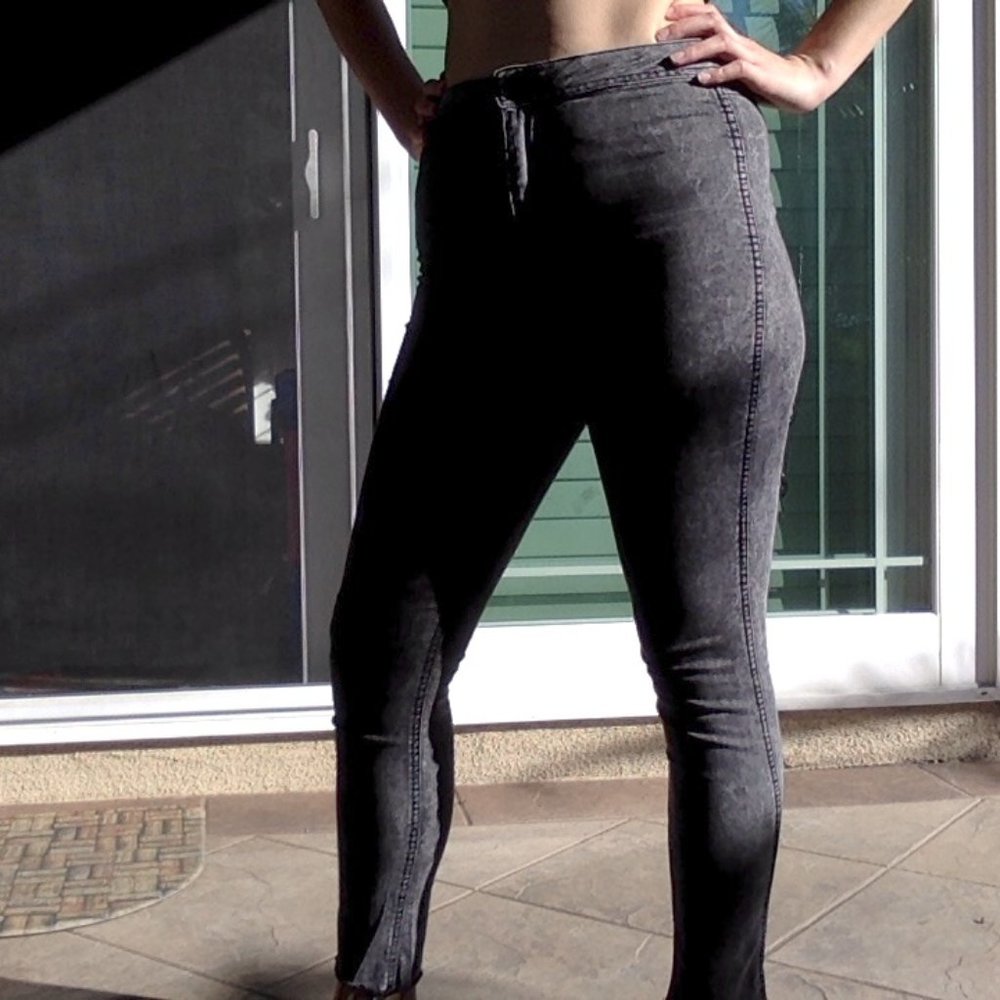 H&M gray pants - Picture 2 of 4